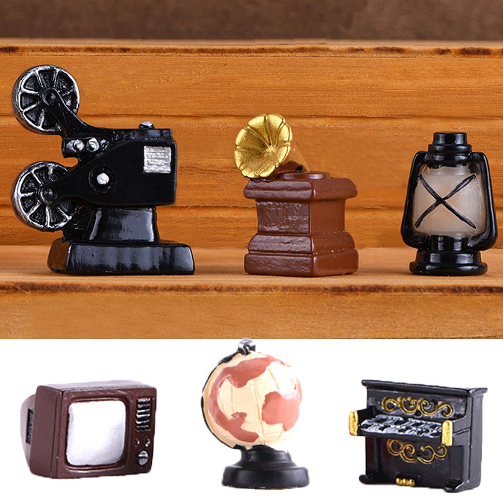 Antique Resin Dollhouse Mini Pianos Furniture Figurine Telephone TV Model LUGGAGE R909510