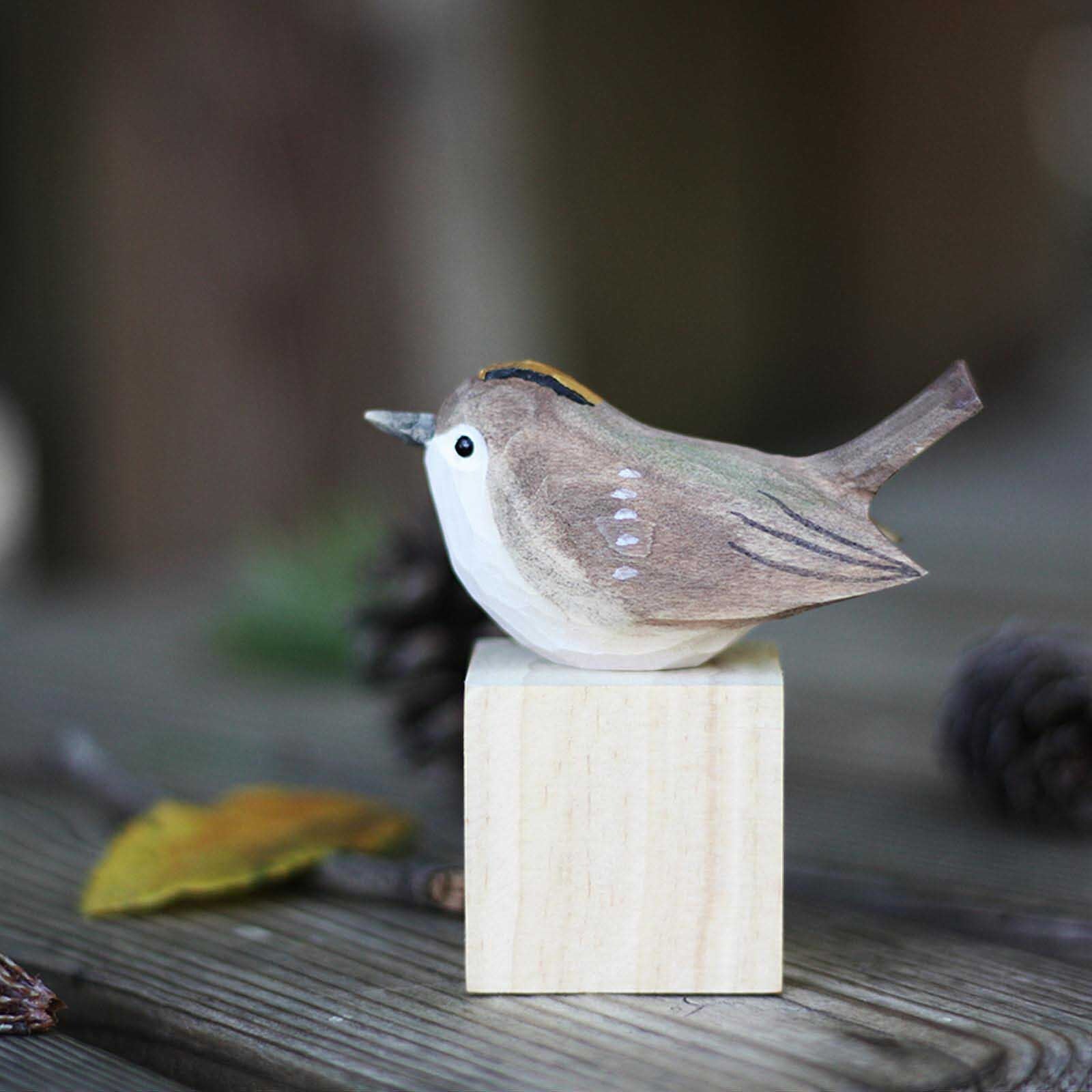 Golden-crowned Kinglet Figure Carving Hand-Made Decoration Miniature R252584