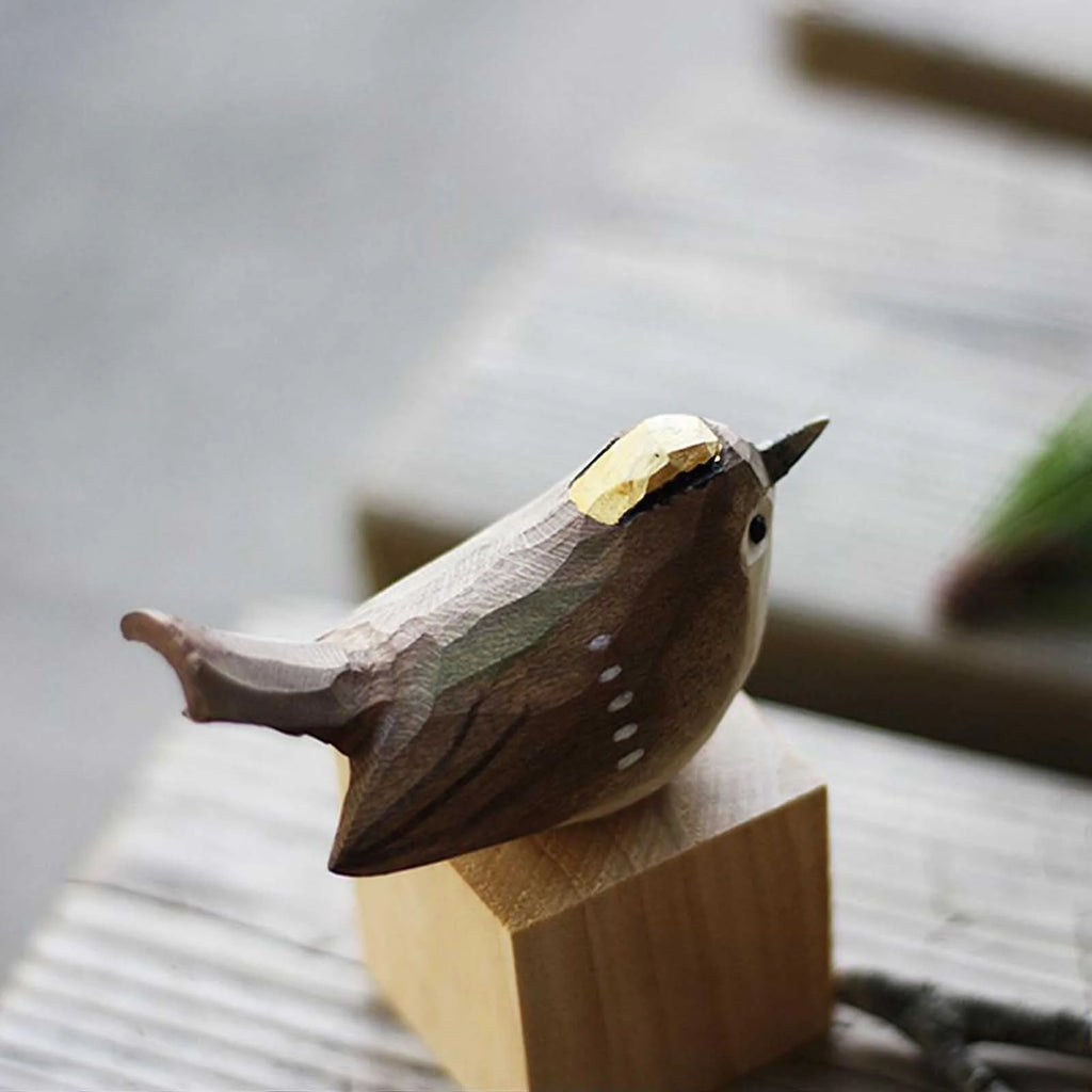 Golden-crowned Kinglet Figure Carving Hand-Made Decoration Miniature R252584