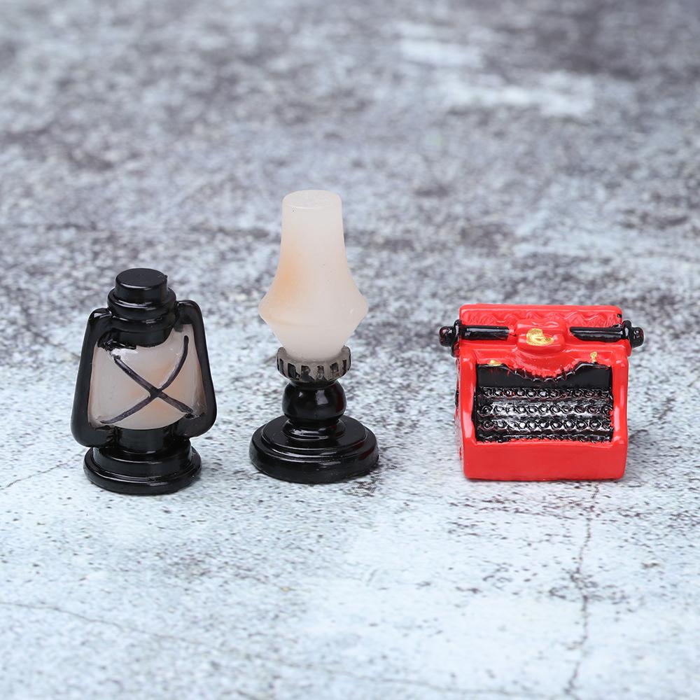 Antique Resin Dollhouse Mini Pianos Furniture Figurine Telephone TV Model LUGGAGE R909510