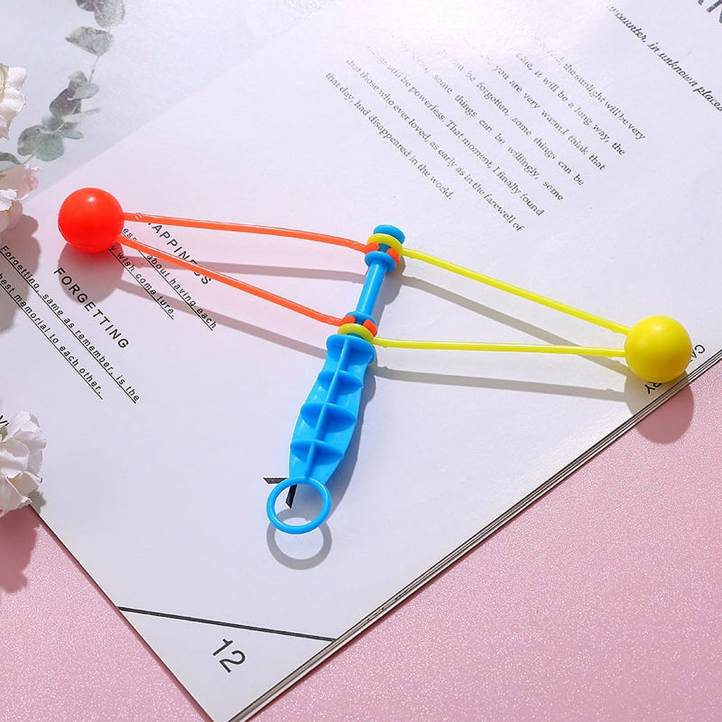 30 Pcs Plastic Hand Cranked Bumper Ball Toy R980261