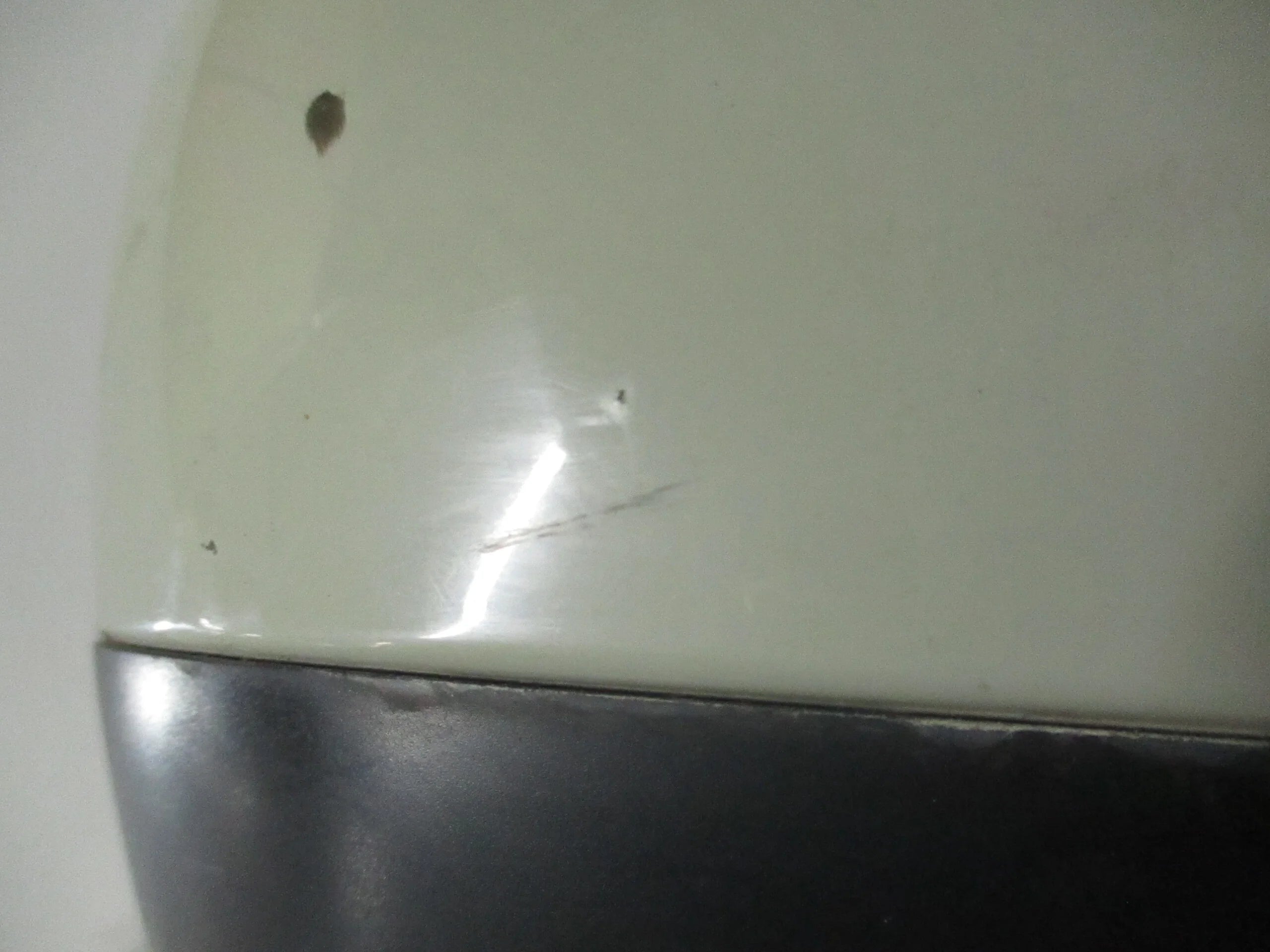 Passenger RH Door Mirror N781