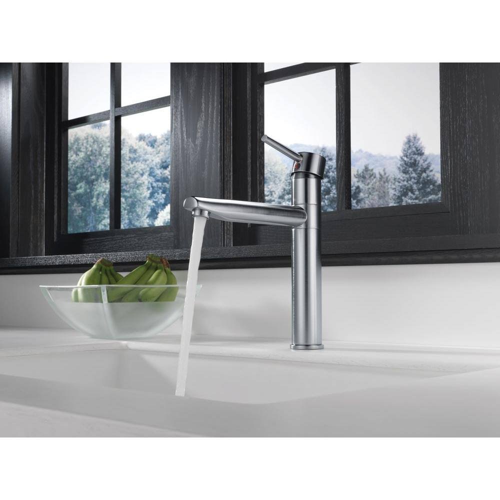 Arctic Stainless Single Handle Kitchen Faucet X65603