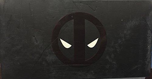 Deadpool Sixth Scale Figure C72636