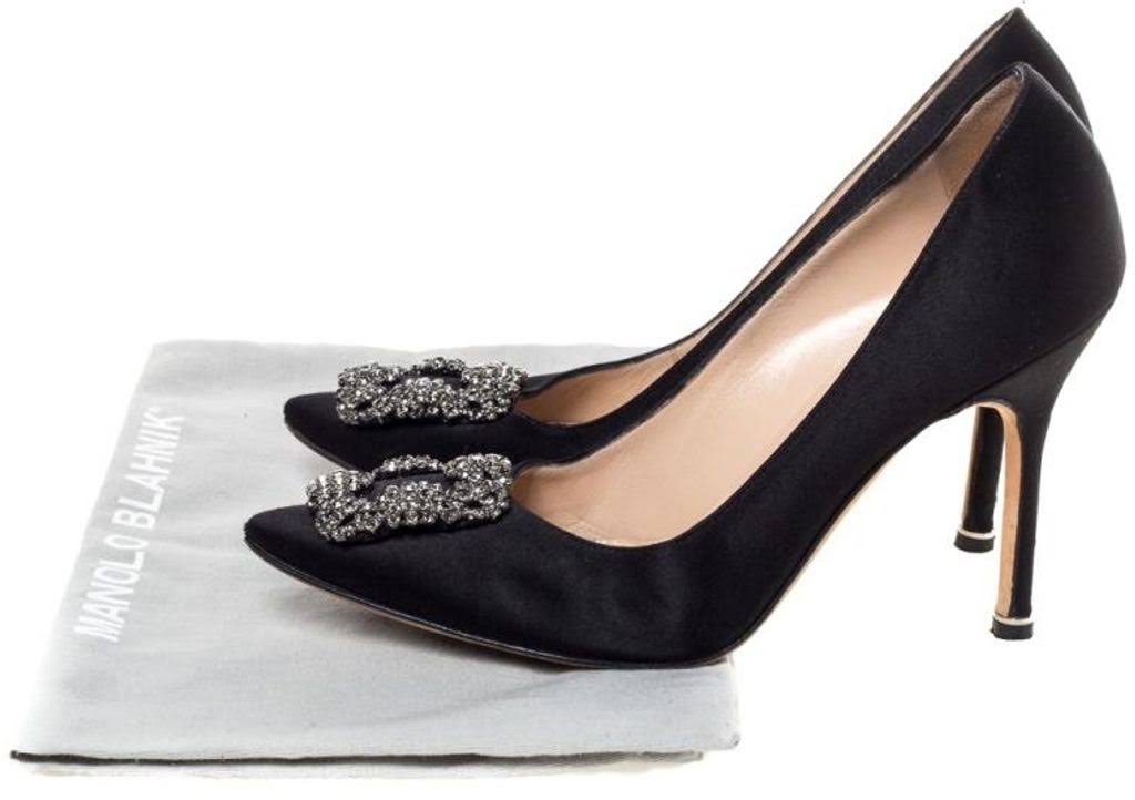 Black Satin Pump U646