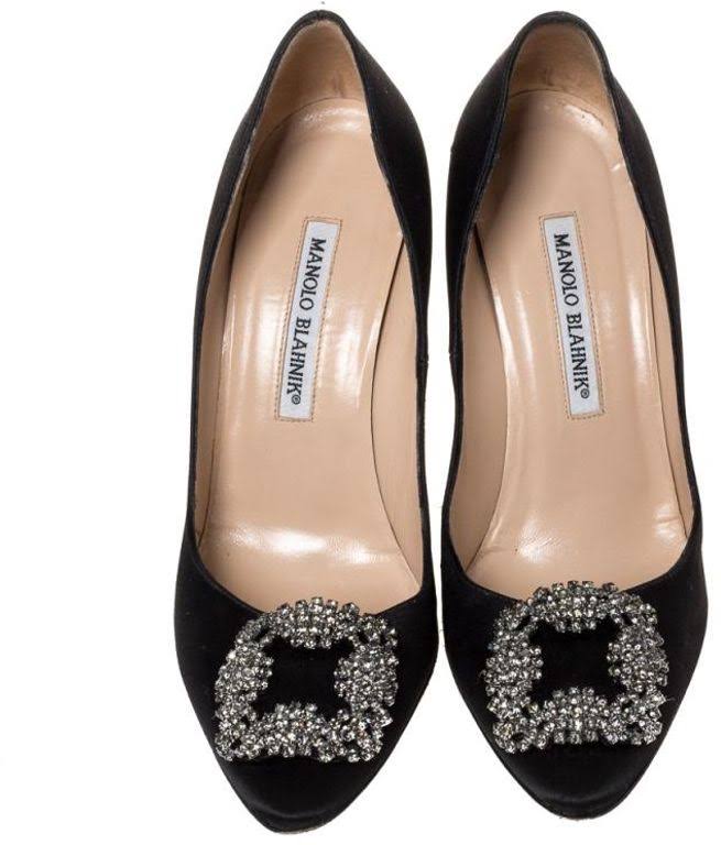 Black Satin Pump U646
