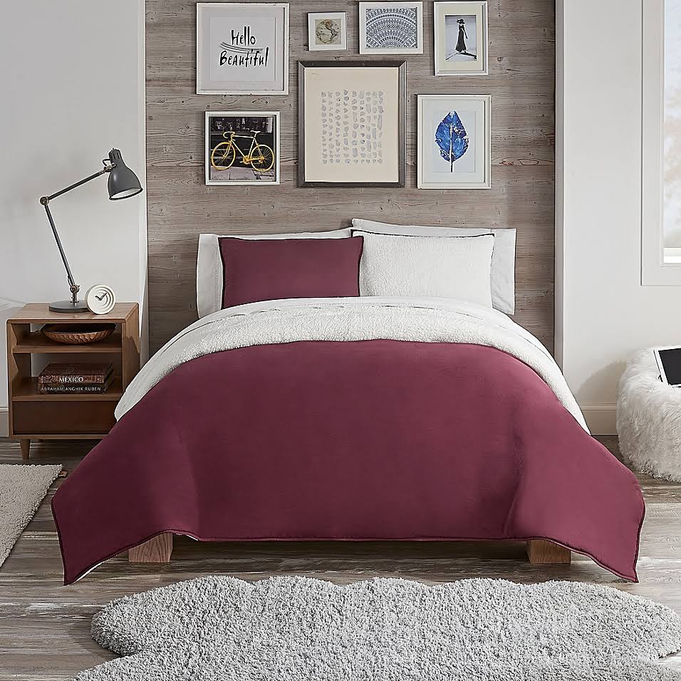 Faux Sherpa 3-Piece Reversible Full/Queen Duvet Cover Set in Cabernet V5143