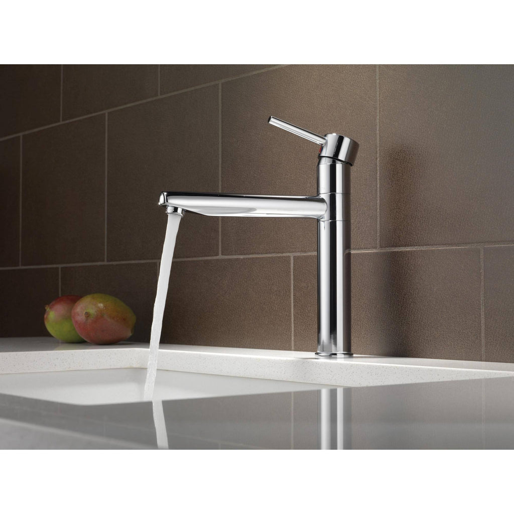 Arctic Stainless Single Handle Kitchen Faucet X65603